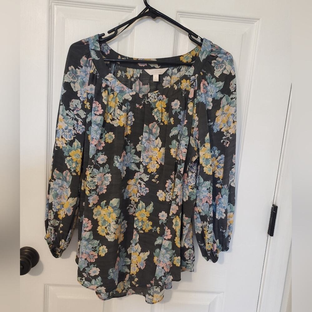 Lauren Conrad Floral Peasant Blouse Blue Gray with Multicolor Accents Size L
